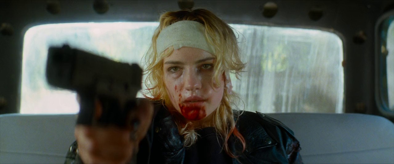 Strange Darling (2024) WEBRip Hin + Eng + Tam + Tel 720p x264 AVC AAC 2.0.mkv.0004